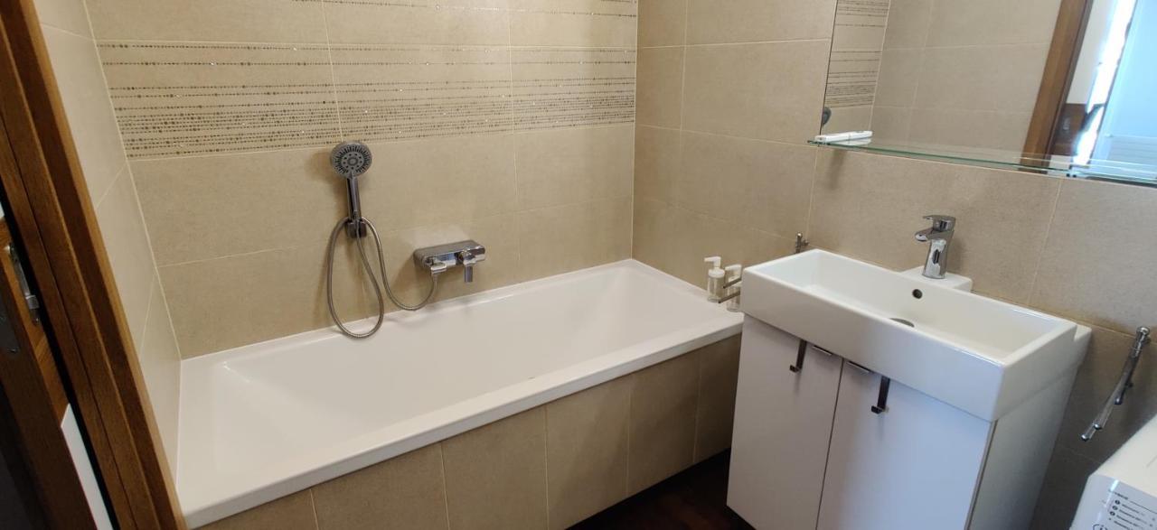 Lesna Harmonia Apartment ออลชติน ภายนอก รูปภาพ